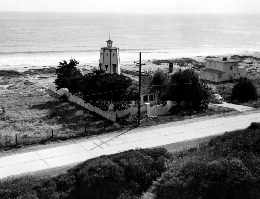 1929 Trancas lighthouse wm.jpg